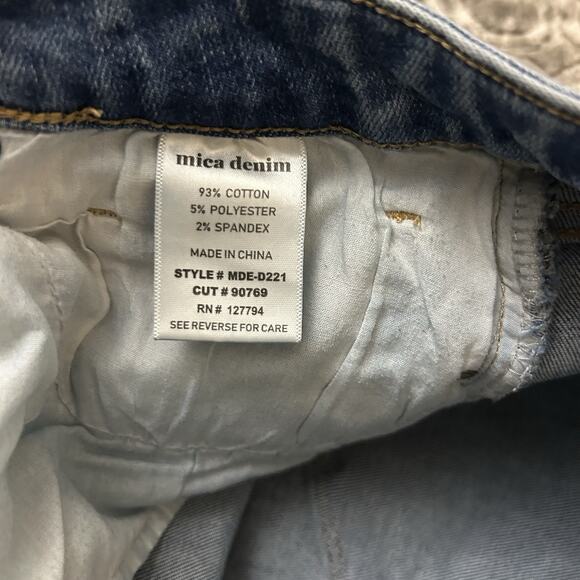 Mica Denim STYLE # MDE-D221 CUT # 90769 RN # 127794 Women’s Size 32 - Picture 4 of 12